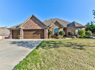 741 E Olivia Ter, Mustang, OK 73064