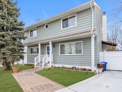 2149 Jane Court, East Meadow, NY, 11554