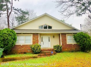 321 Grove Park Dr, Montgomery, AL 36109