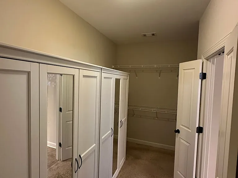 7294 Old South Dr — Photo 22