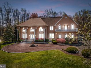 360 Gordon Rd, Robbinsville, NJ 08691