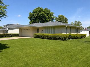 901 W Lark St, Peotone, IL 60468
