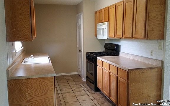 4th image of 107 Westmont Dr