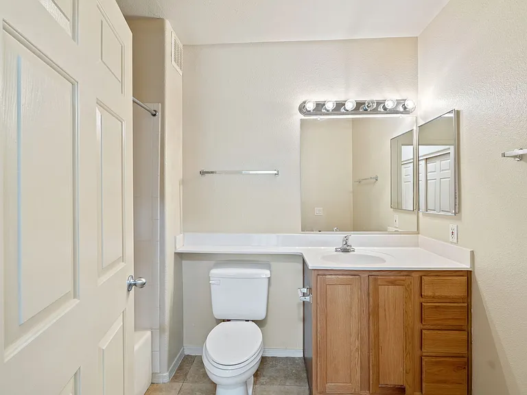 20100 N 78th Pl #1110 — Photo 6