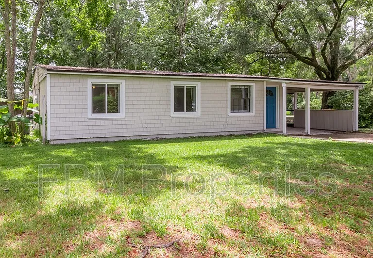7832 Newton Rd — Photo 3