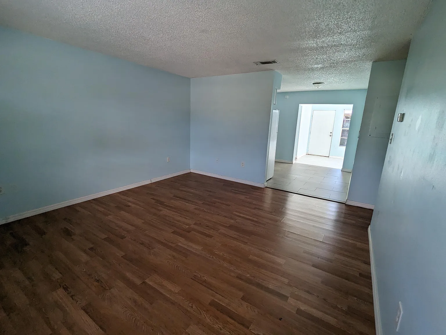 2 bed, 1.0 bath, 814 sqft, $1,500 — Photo 4