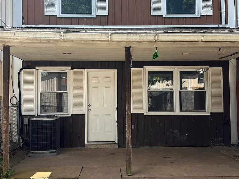 242 Daffodil Ct — Photo 9