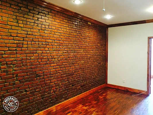 Rented by MySpaceNYC | media 17