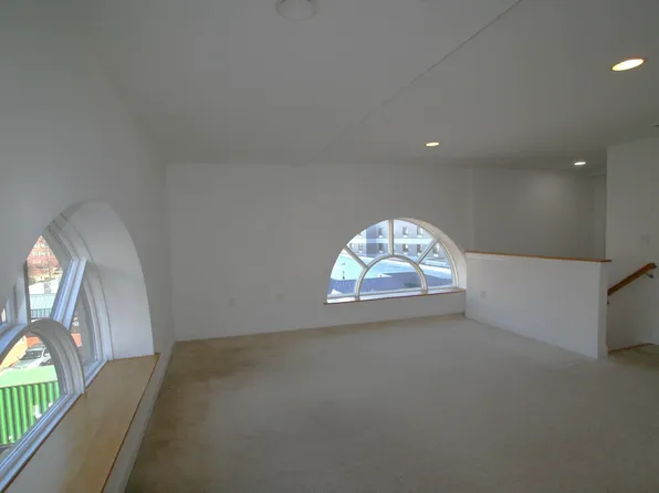 769 Montgomery Street image 17 of 26