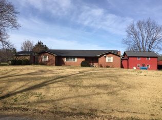 368 Ironsburg Rd, Tellico Plains, TN 37385