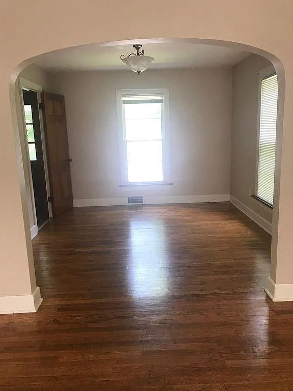 2 bed, 1080 sqft, $1,400 — Photo 4