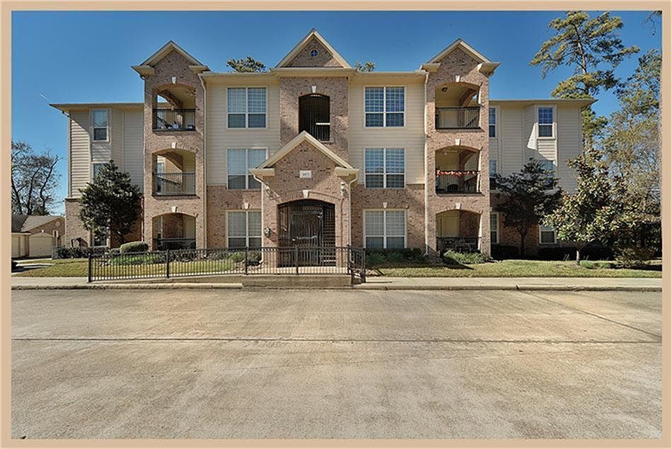 1st image of 6607 Lake Woodlands Dr APT 132