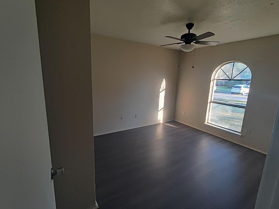 Bedroom #1