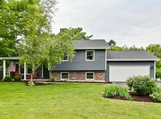 1110 Prairie Ave, Barrington, IL 60010