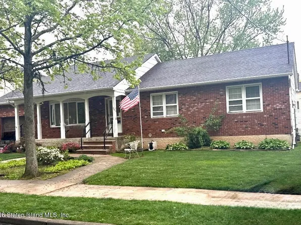 96 Stecher St, Staten Island, NY 10312