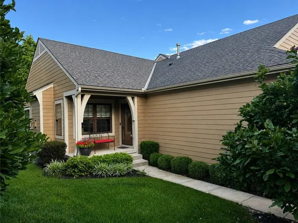 7815 W 158th Ter, Overland Park, KS 66223
