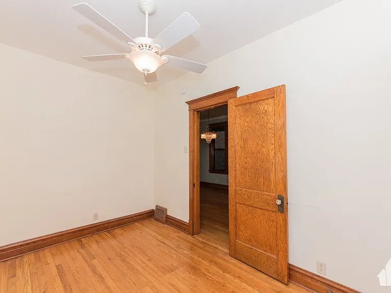 3710 N Damen Ave #1 — Photo 12