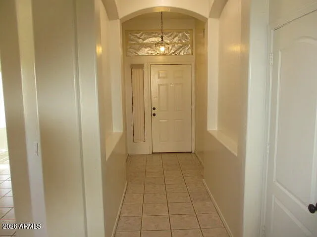 3 bed, 2.0 bath, 1614 sqft, $2,400 — Photo 2