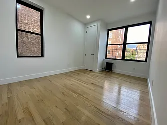 Rented by Lang Realty LLC