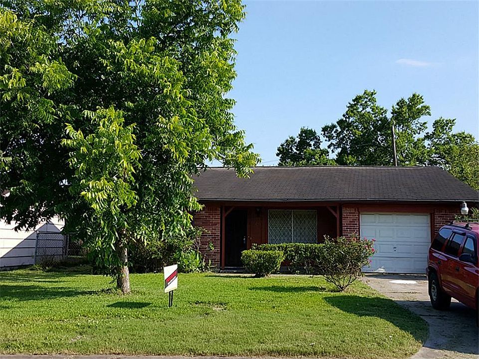 1st image of 5246 Dumore Dr
