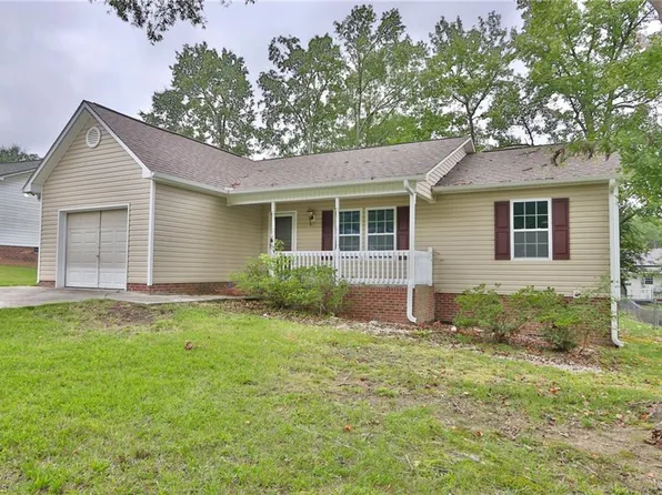 252 Kate Dr, Thomasville, NC 27360