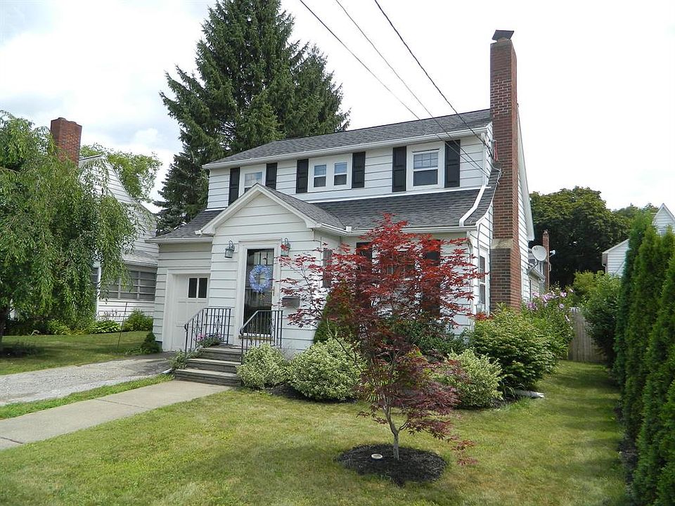1st image of 68 Matthews St