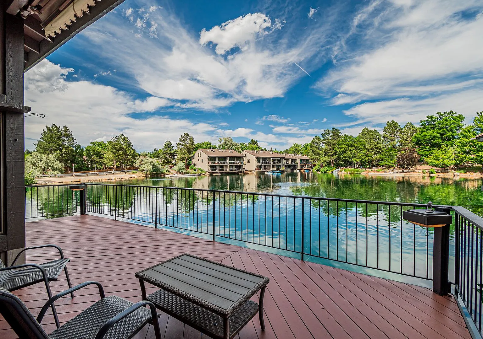 3BD, 2.5BA Arapahoe Lake Park Townhome Near DTC — Photo 2