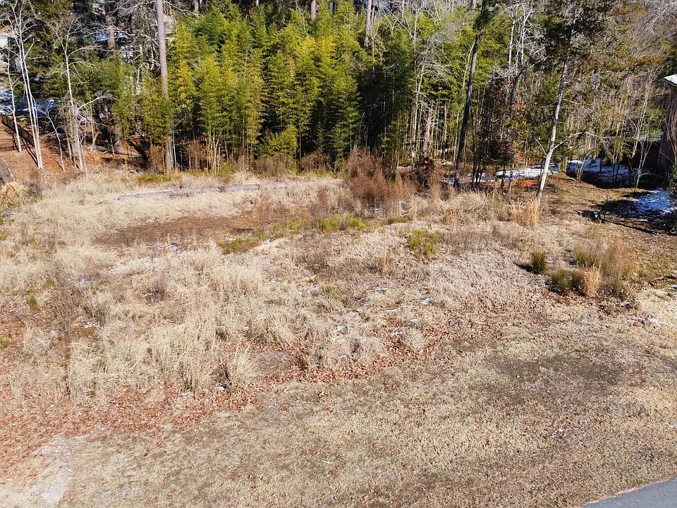 2nd image of 304 Misty Cv