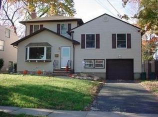 1088 Gruber Ave, Union, NJ 07083