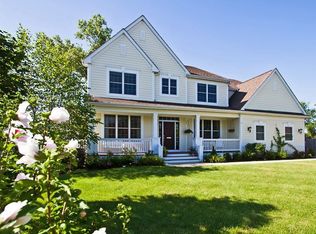 815 Wagner Ct, Glenview, IL