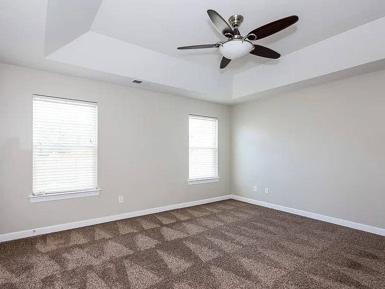 2870 Island Point Dr NW — Photo 9
