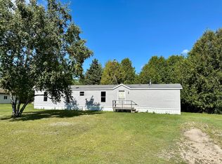 6040 N Black River Rd, Cheboygan, MI 49721