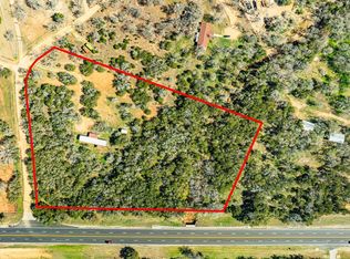 104 N Ridge Dr, Johnson City, TX 78636