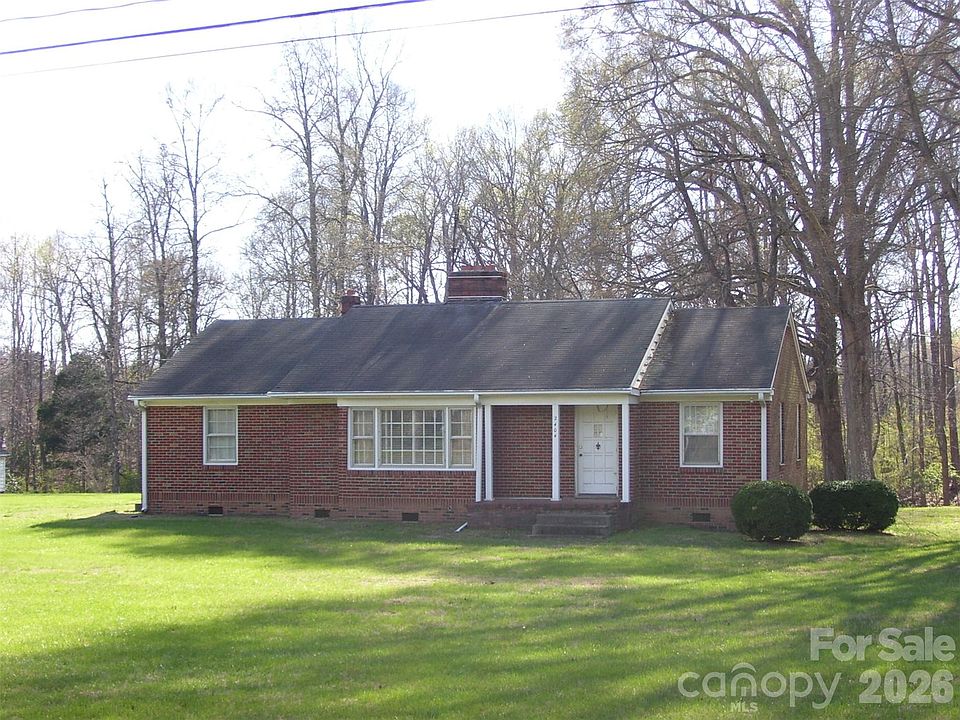 1st image of 2404 Brantley Rd