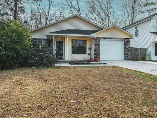 1221 Jeanna St, Summerville, SC 29486