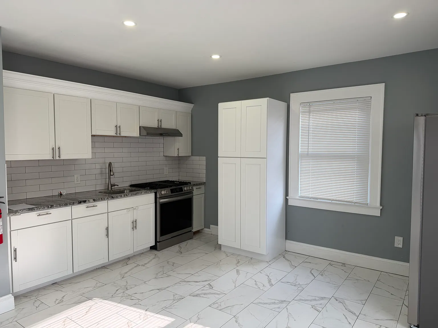 3 bed, $2,600 — Photo 4