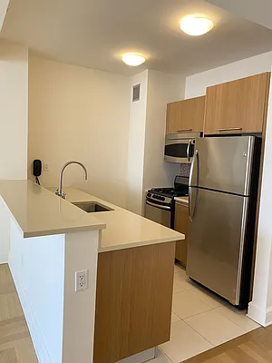 Rented by Windsor Property Management | media 13