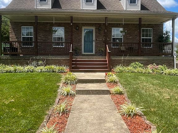 2nd image of 3027 Mason Way