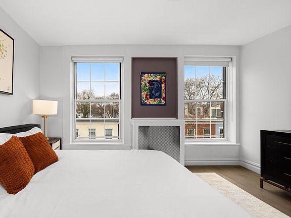5th image of 179 Sullivan St APT 4