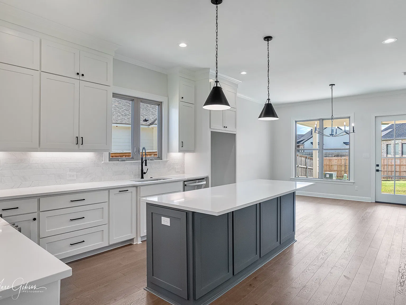 3 bed, 3.5 bath, 2294 sqft, $3,850 — Photo 4
