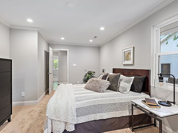 Master Bed - LED Lights