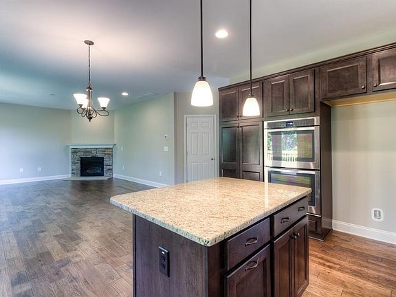 httpphotos.listhub.net FMLSGA 5826842 5 lm 20180308T151301