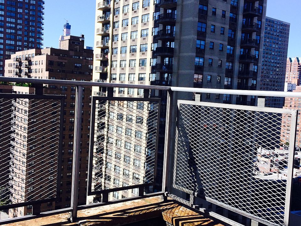 2nd image of 401 E 81st St APT 12J