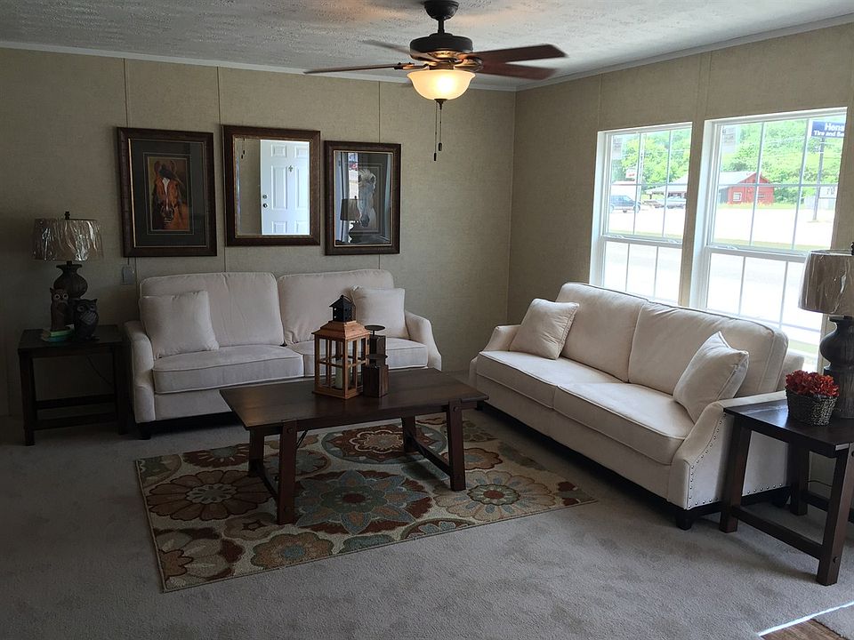 2nd image of 1335 S Roane St #014