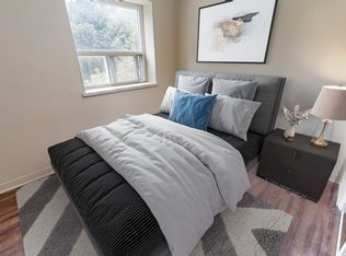 Lake Promenade Community - 21 Park, Toronto, ON M8W 1G4