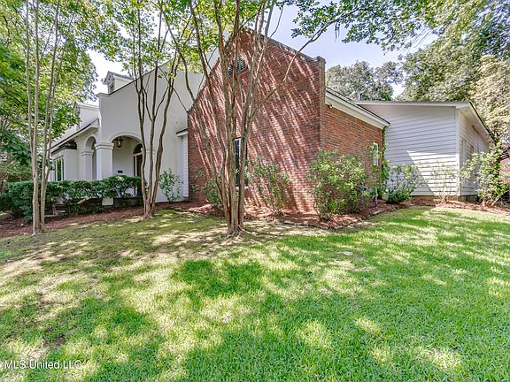 2nd image of 114 Southern Ridge Dr