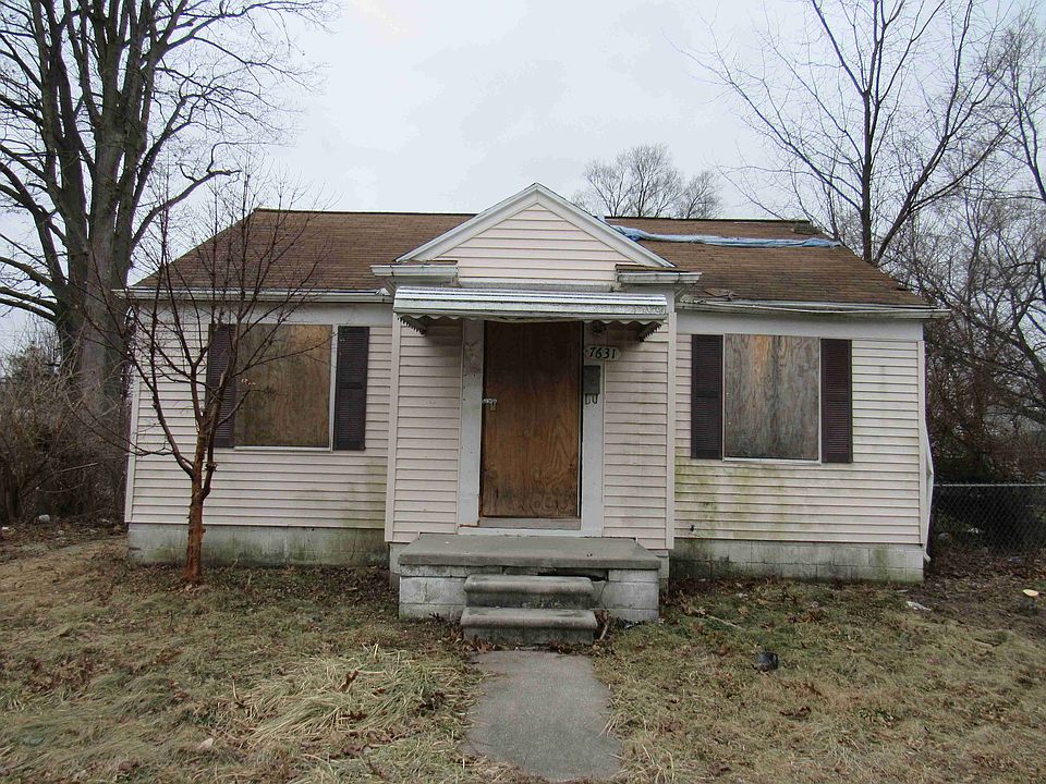 7631 Plainview