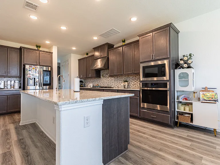 2332 Giona Pl — Photo 14