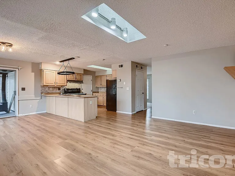 18373 E Arkansas Ave — Photo 11