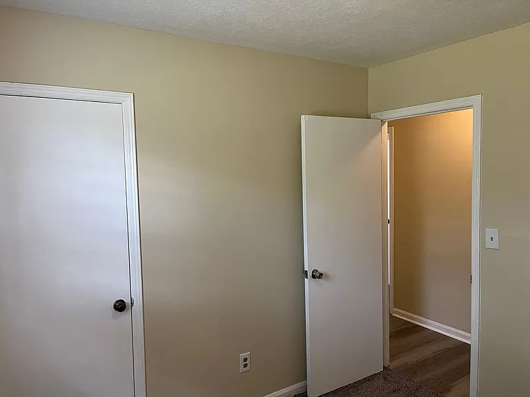 9 W Park Ct — Photo 15